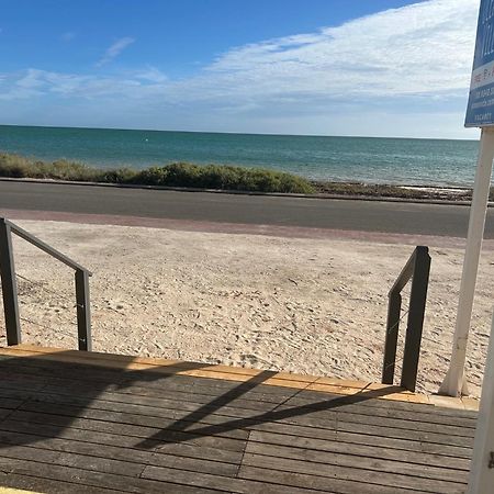 Oceanside Village Denham Esterno foto