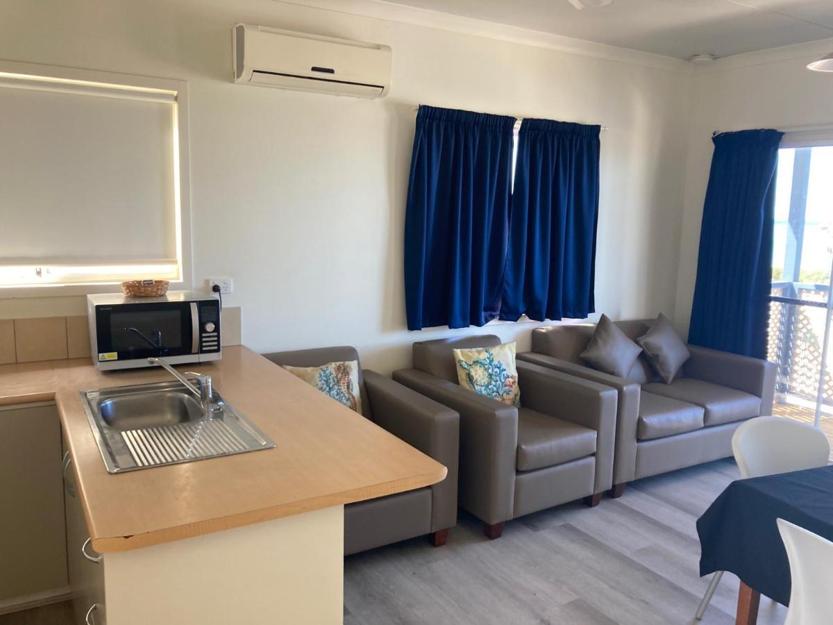 Oceanside Village Denham Esterno foto