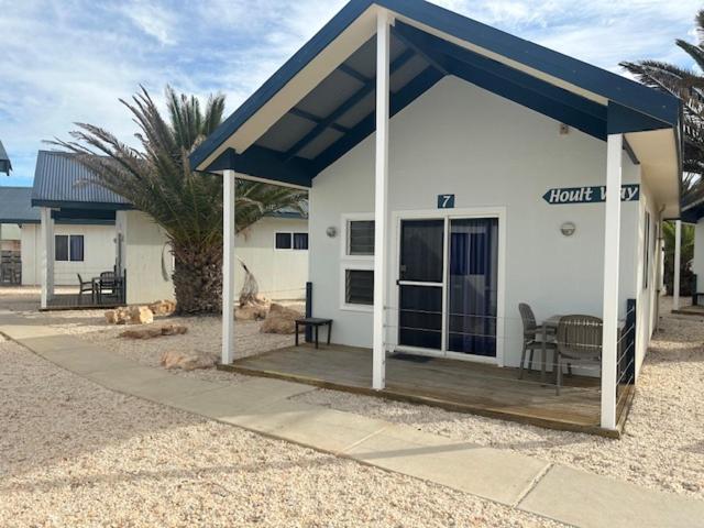 Oceanside Village Denham Esterno foto