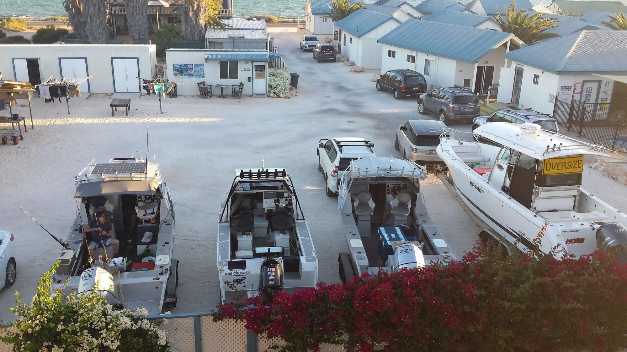 Oceanside Village Denham Esterno foto
