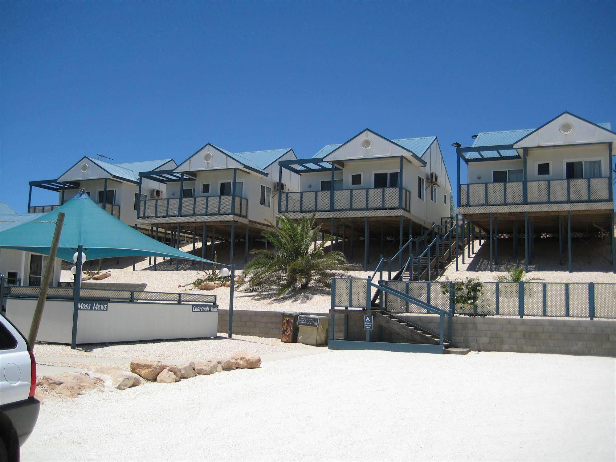 Oceanside Village Denham Esterno foto