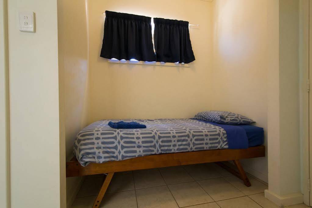 Oceanside Village Denham Esterno foto